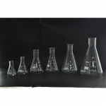 ขวดรูปชมพู่ - วิทยาศรม-เครื่องมือทางวิทยาศาสตร์