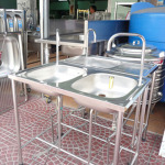 ห้างหุ้นส่วนจำกัด สองยิ้มสเตนเลส 