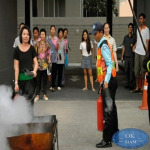 เจ้าหน้าที่รับฝึกซ้อมอัคคีภัย - บริษัท รักษาความปลอดภัย โอเคสยาม จำกัด