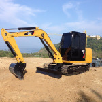 พิเชษฐ์ แบ็คโฮ เซอร์วิส