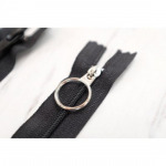 โรงงานผลิตซิป - บริษัท ซิปโลตัส จำกัด