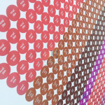 รับพิมพ์บรรจุภัณฑ์กล่องกระดาษด้วยงานพิมพ์ระบบดิจิตอล - บริษัท ฮิคาริ พรีซิชั่น จำกัด