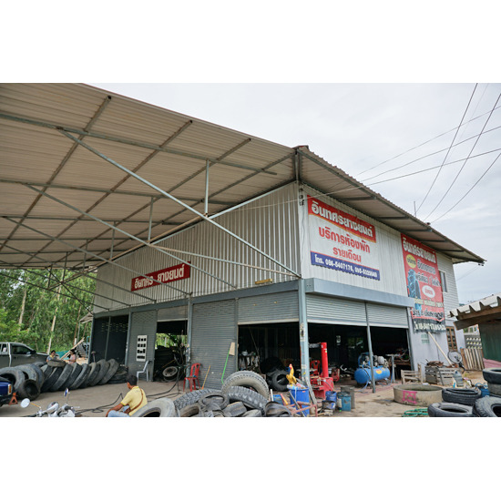 โรงงานหล่อดอกยาง รับอัดดอกยาง ระบบอัดร้อนด้วยไฟฟ้า รับอัดดอกยางใหญ่ ยางรถบรรทุก ยางรถเทรลเลอร์ ยางรถสิบล้อ ยางรถหกล้อ รับอัดดอกยางใหญ่ 